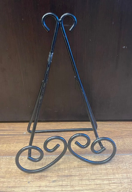 Black Metal Tabletop Easel