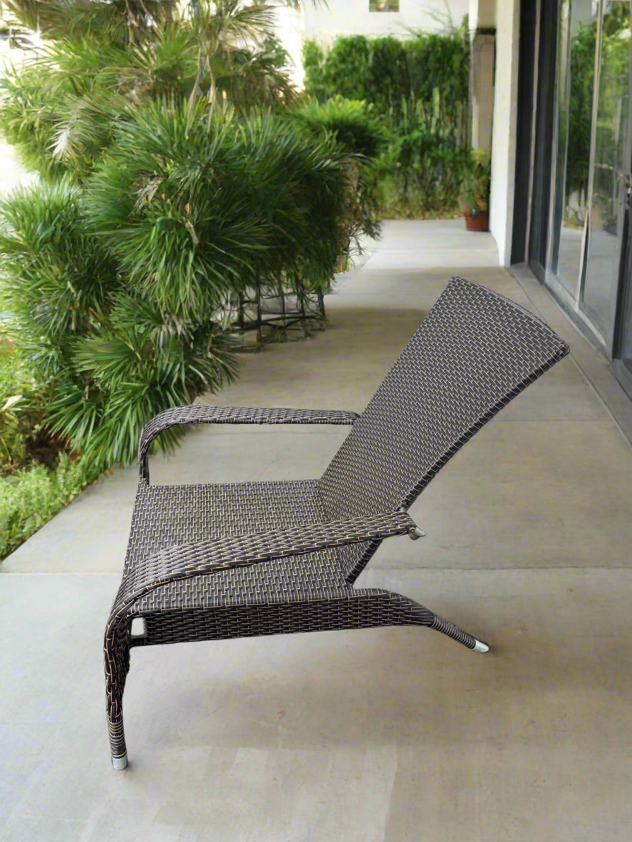 Wicker Lounge Patio Chair