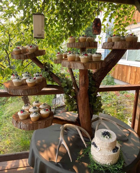 6 Tier wooden cake stand with table & tablecloth