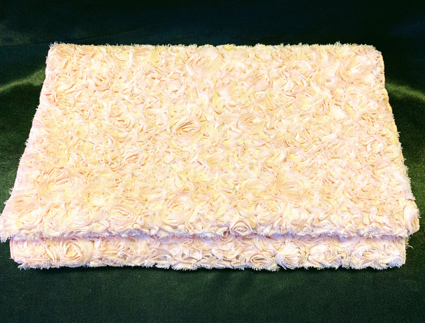 Soft Pink Rose Runner