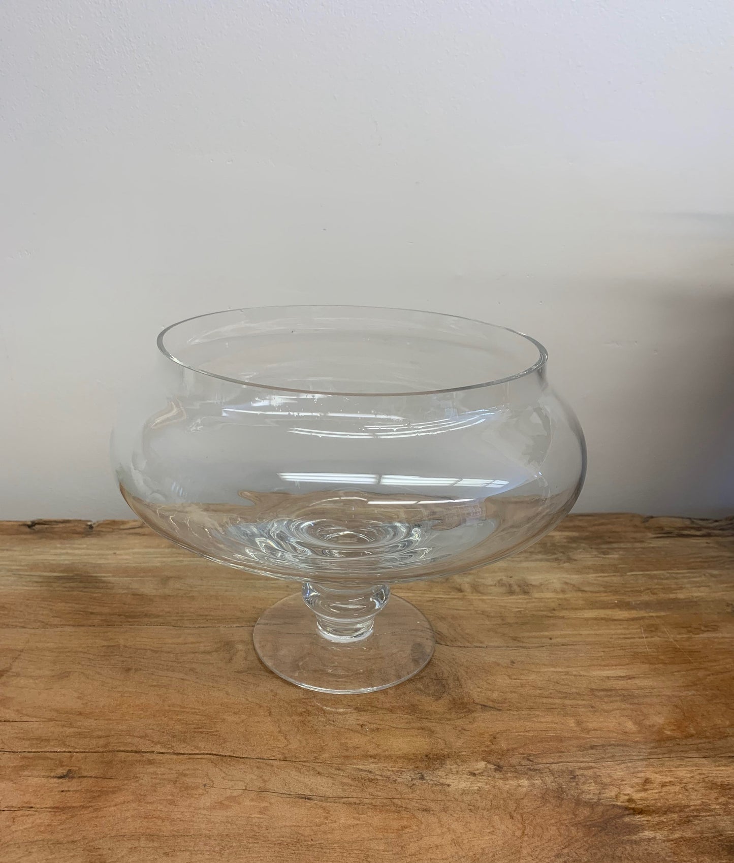 Low Pedestal Bowl 9" x 7"