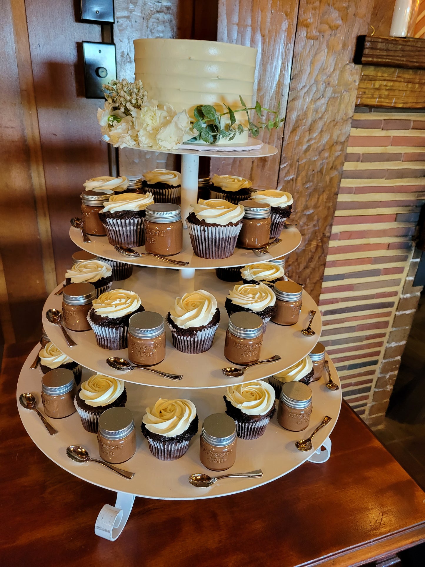 4 Tier Metal Cupcake Stand