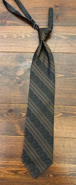 Brown tie