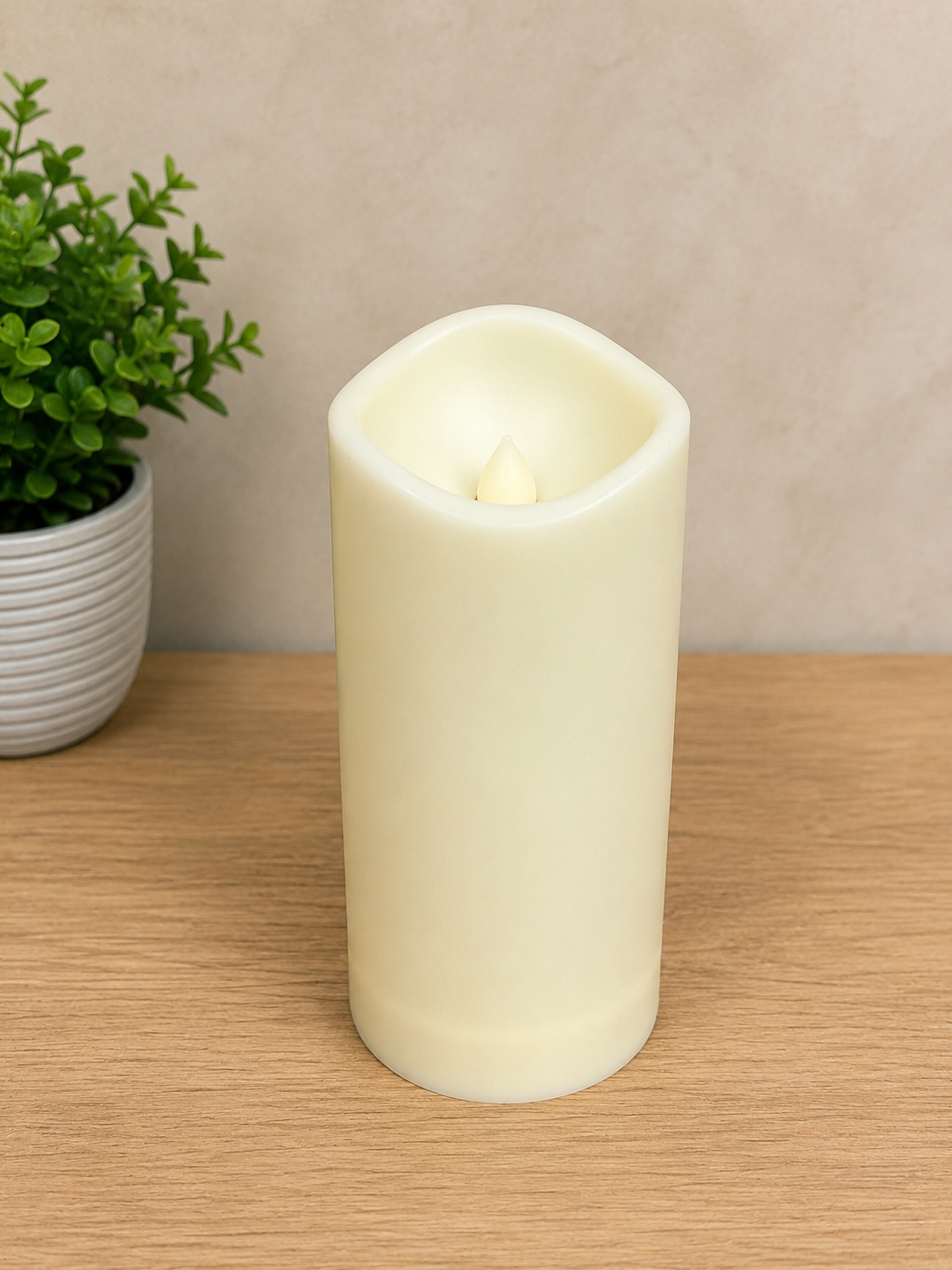 Ivory Flameless LED Candle – Medium