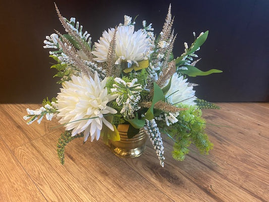 Flower arrangement with gold vase 2
