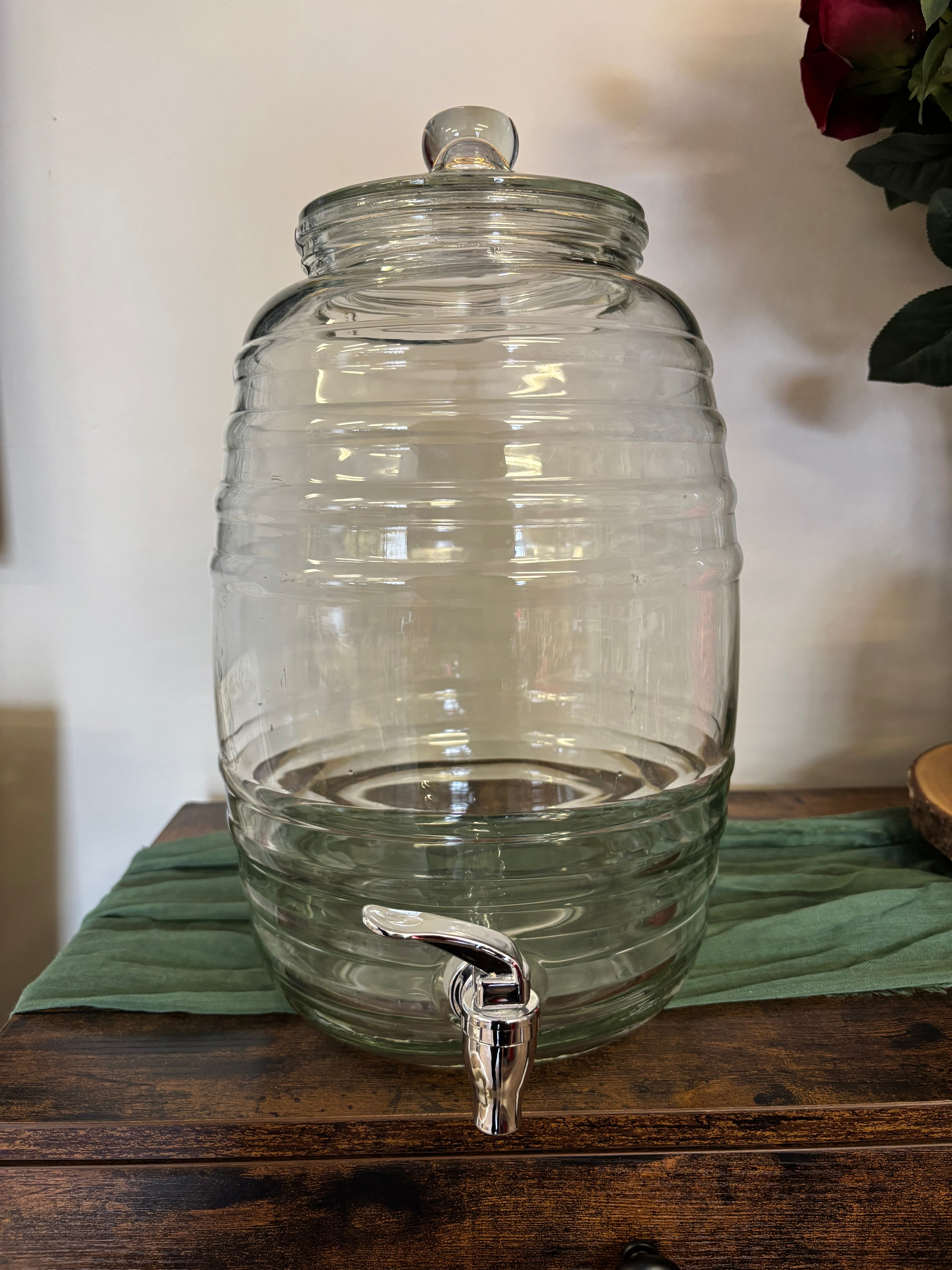 Honeycomb Beverage Dispenser 10L – One Stop Party Rentals