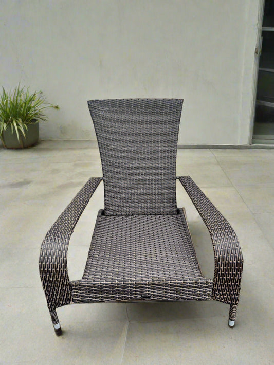 Wicker Lounge Patio Chair