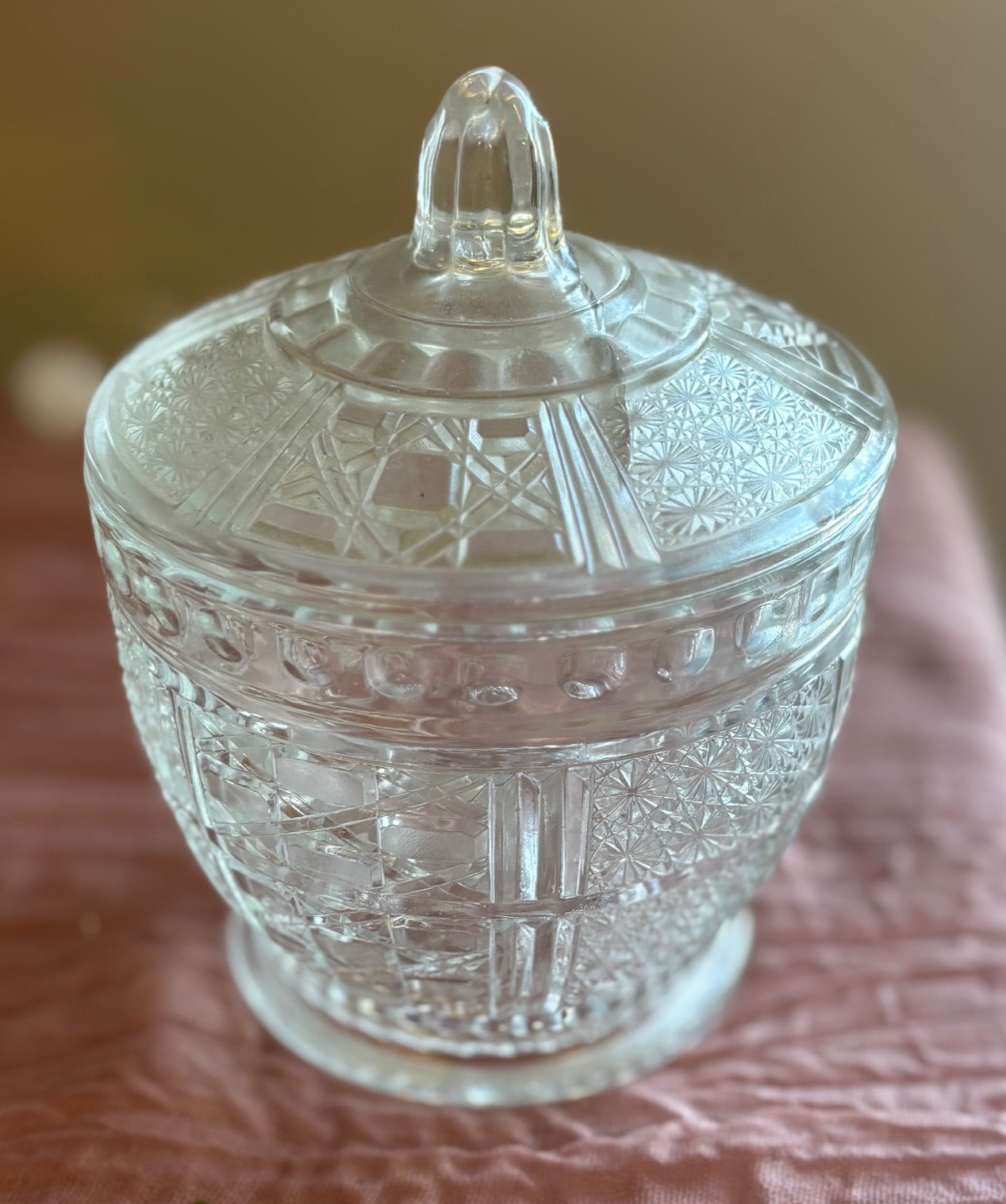 4.75" Glass Candy Dish - Covered