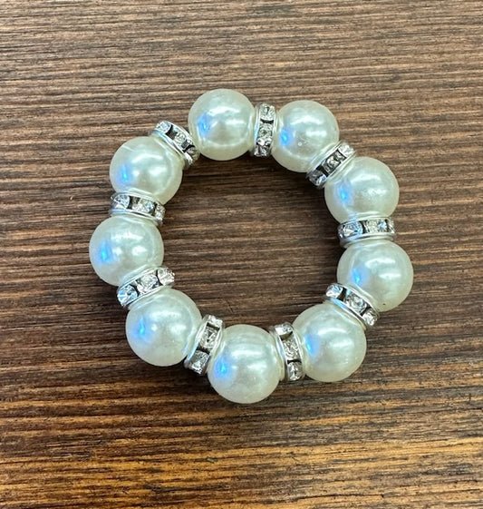 Pearl napkin buckle ring