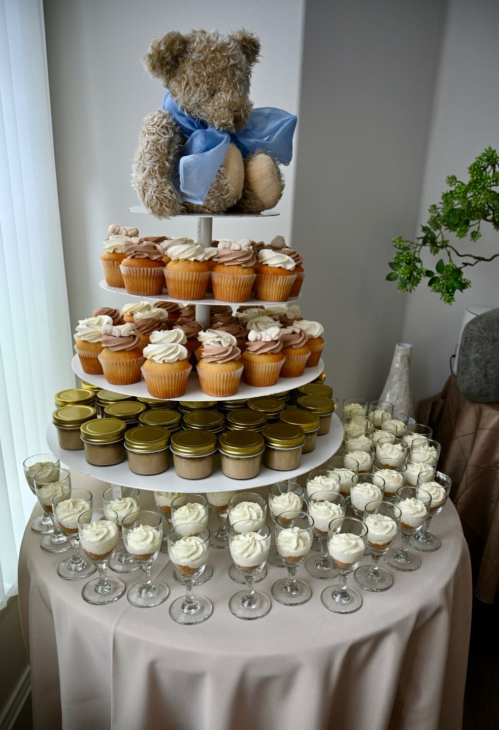 4 Tier Metal Cupcake Stand