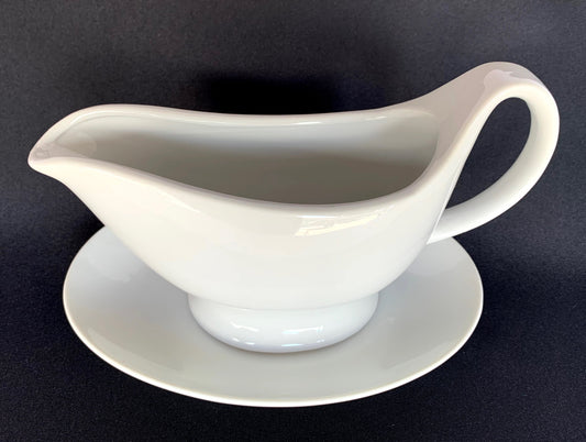 Gravy Boat with Oval Saucer