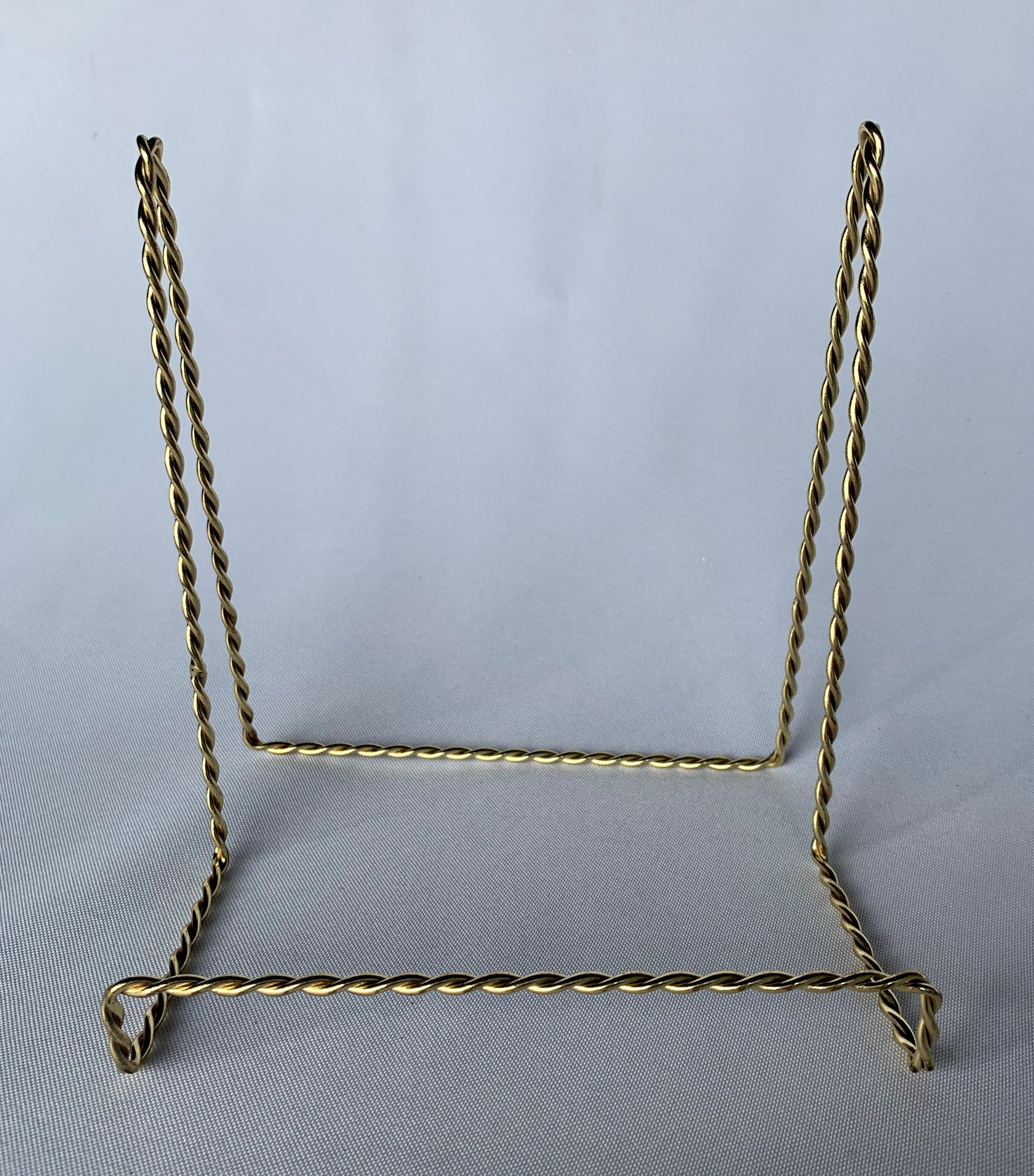 Gold Stand Example Gold Stand – One Stop Party Rentals