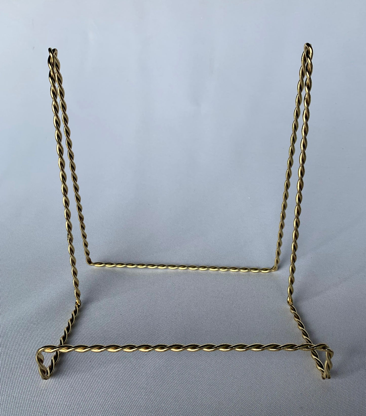 Gold Stand